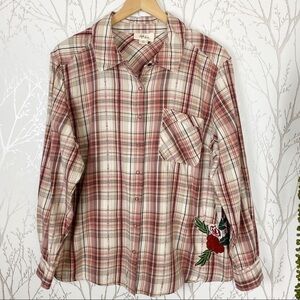 Style & Co Pink Plaid Snap Close Shirt Embroidered